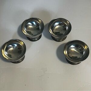 Set of 4 Vintage Pedestal Ice Cream Dessert Bowls 18-8 Stainless Steel Hong Kong